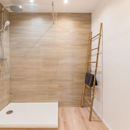 Authentique Apartment